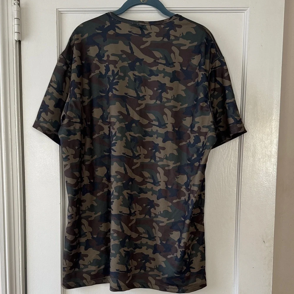 True Religion Men's Green Camouflage Graphic Tee Size XXXL street wear, y2k